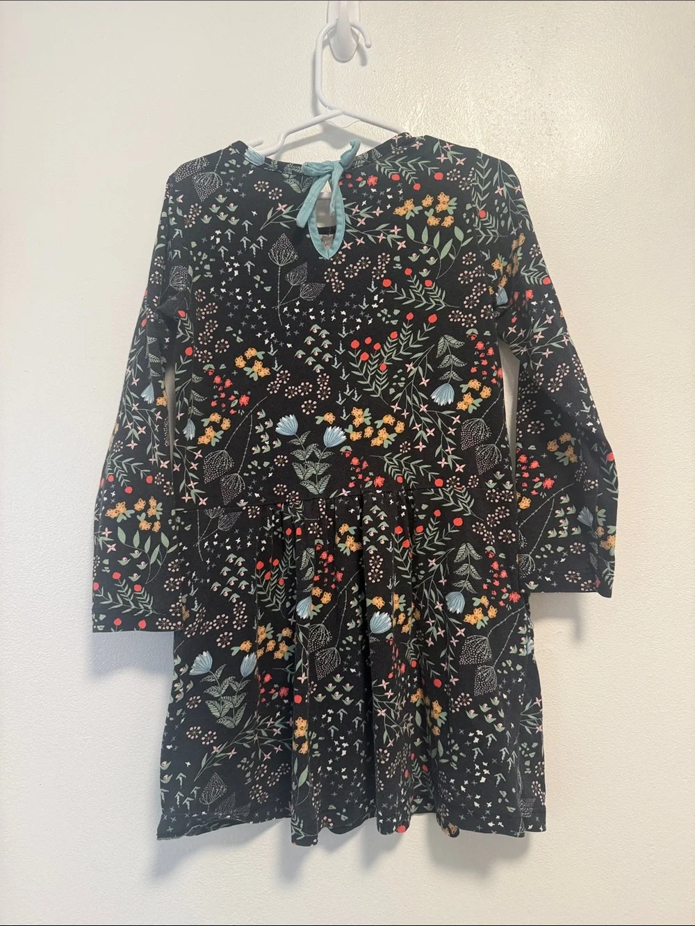 Hanna Andersson Black Floral Long Sleeve Knit Dress with Multicolor Accents